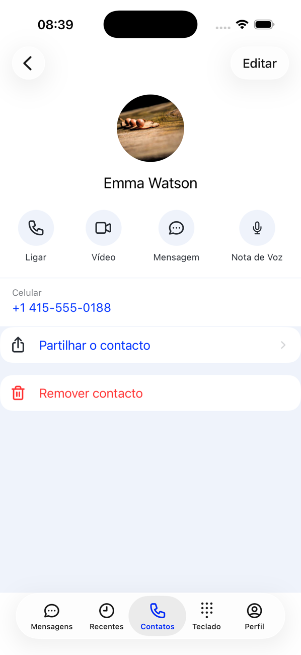 Perfil de um contato com os botões Ligar, Vídeo, Mensagem e Nota de voz, o número de telefone, Compartilhar contato e Remover contato